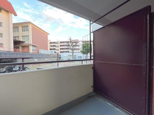 東向きバルコニー