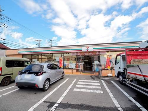 セブンイレブン八尾久宝寺5丁目店370m