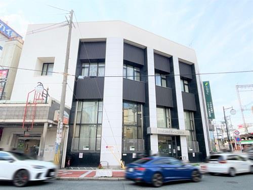 三井住友銀行小阪支店 330m