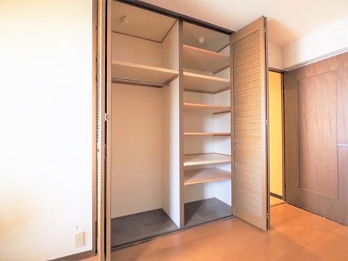 洋室約8.1帖 収納