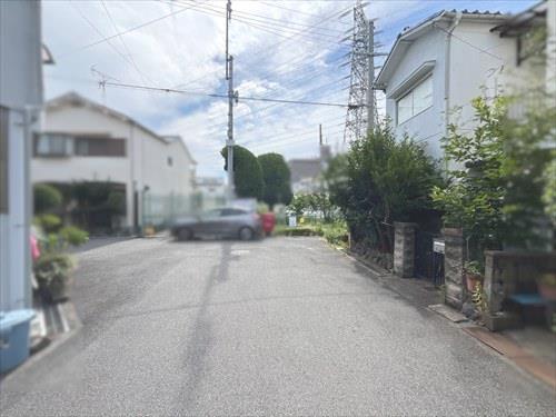 南側前面道路