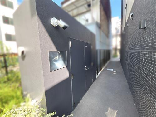 ゴミ捨て場（2）