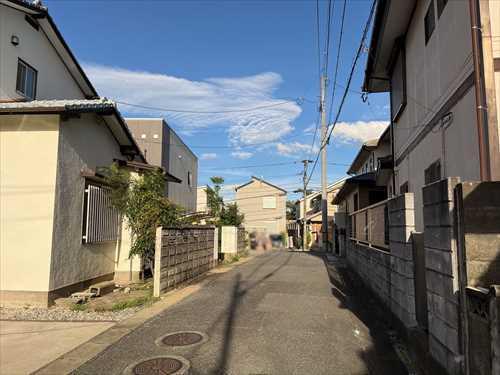 前面道路（別角度）