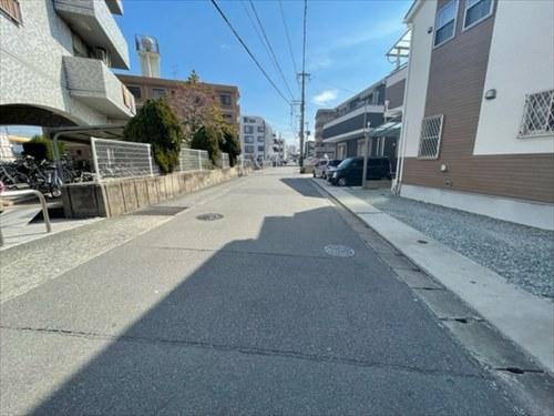 前面道路（別角度）