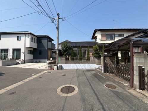 前面道路①（南側から撮影）