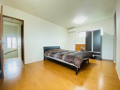 主寝室（10.8帖）