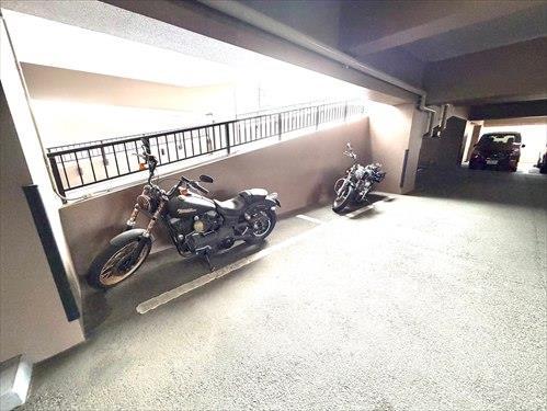 バイク置き場