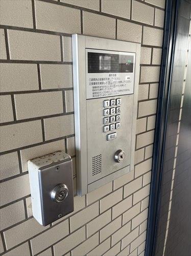 非対面式インターホン