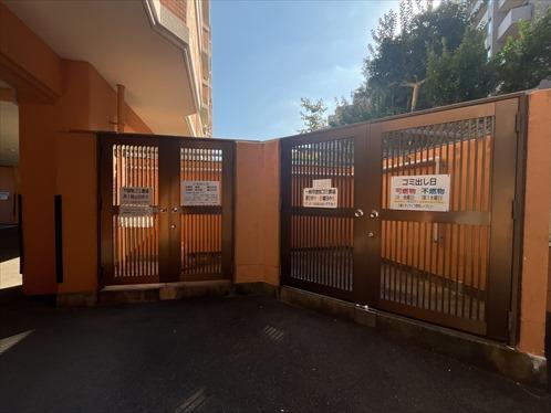 ゴミ置き場　共用部