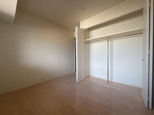 洋室（約5.0帖）