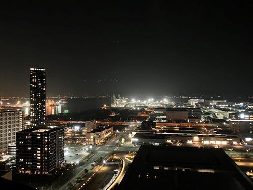 北西側バルコニーからの夜景（売主撮影）
