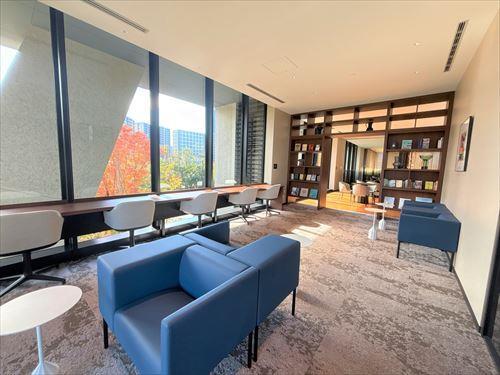 2階ライブラリー