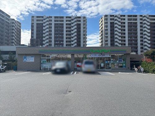 ファミリーマート福岡香椎照葉四丁目店
