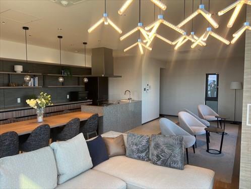 スカイラウンジ