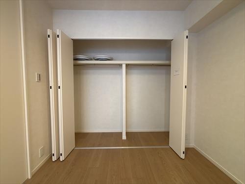 洋室約4.6帖の収納