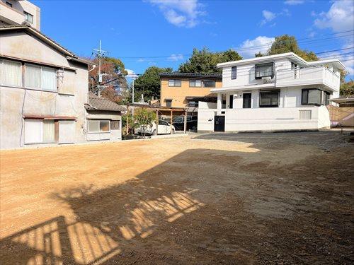 敷地内南側 敷地内南側