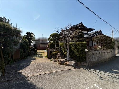 現地（東側道路から撮影）