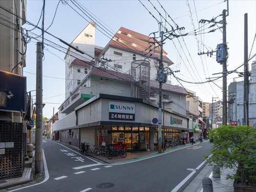 サニー警固店まで370ｍ