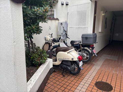 バイク置場