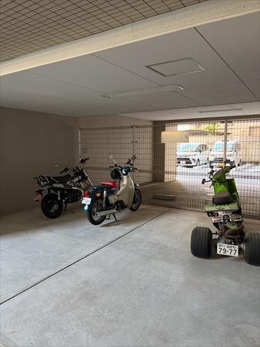 バイク置き場