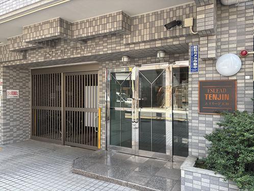 マンション入口