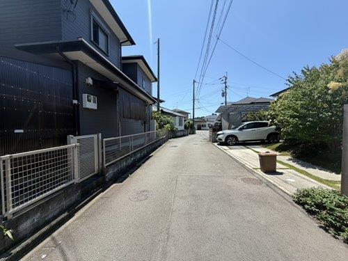 前面道路（北側）