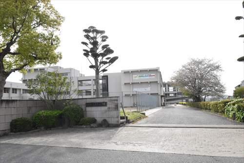 志免東中学校まで800ｍ