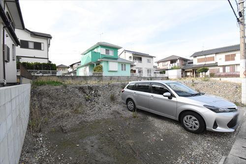 敷地内
