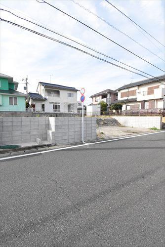 現地