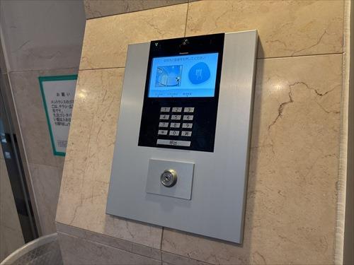 インターホン