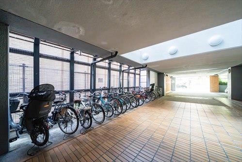 駐輪場