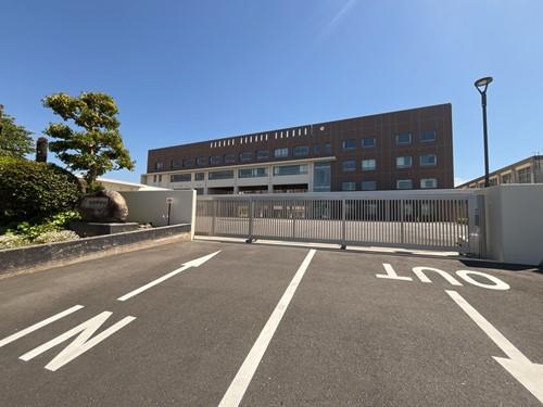 福津市立福間中学校まで約890ｍ
