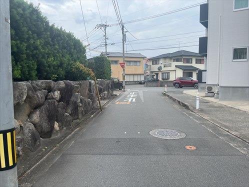 南西側前面道路
