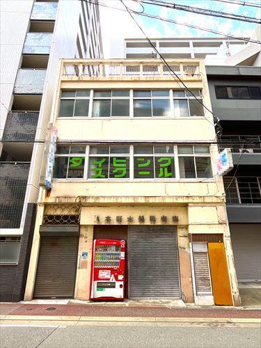 外観東側