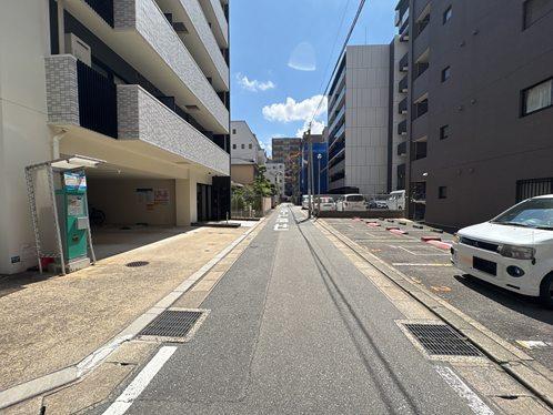 北側前面道路