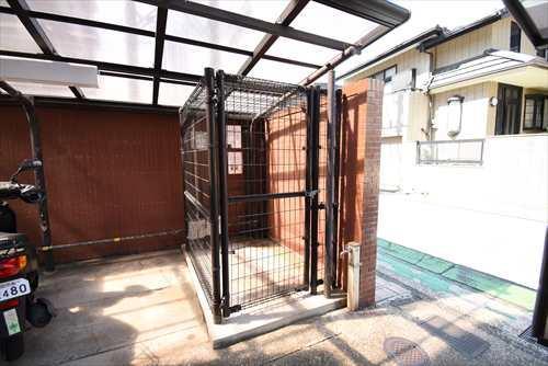 ゴミ置き場