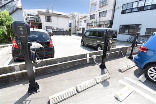 専用駐車場EVスタンド
