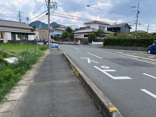 南西側前面道路2 南西側前面道路2