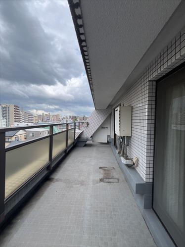 北東側バルコニー