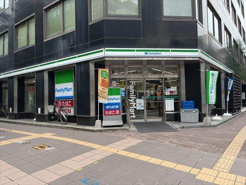 ﾌｧﾐﾘｰﾏｰﾄ博多明治通り店 120ｍ