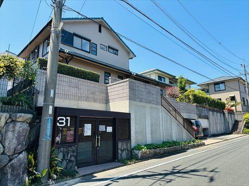 建物外観（別角度撮影）