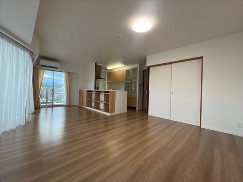 LDK約21帖（別角度撮影）