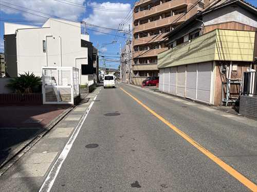 南西側前面道路