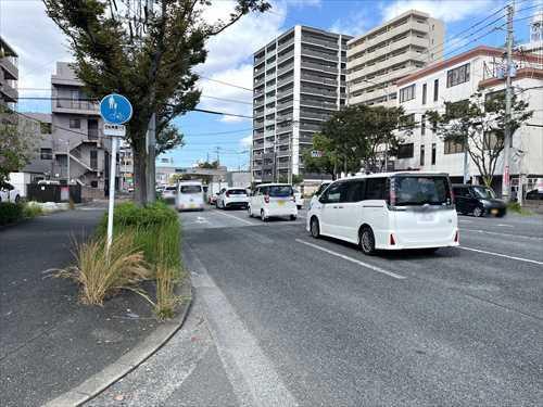 北東側前面道路（高宮通り）