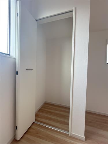 収納（洋室10.4帖）