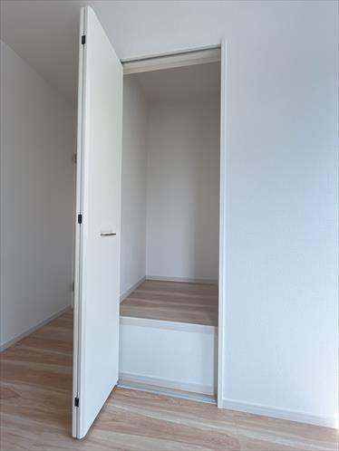 収納（洋室5.7帖）