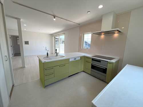 道路側／キッチン