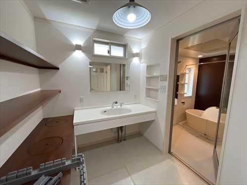 道路側／洗面所