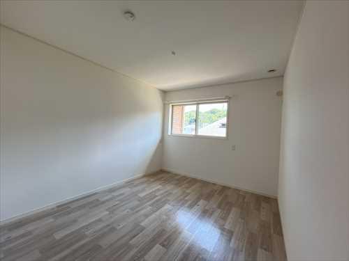 奥側／洋室7.6帖