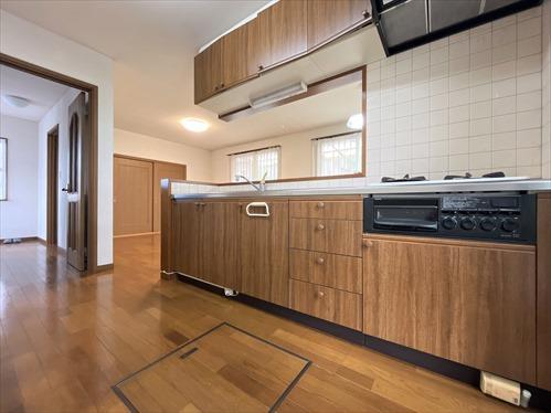 キッチン（別角度撮影）